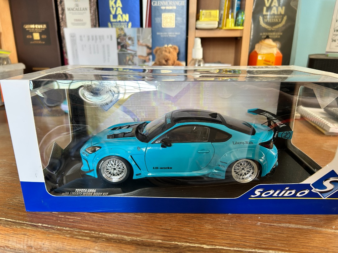 1/18 DIECAST TOYOTA GR86 LBWK (LIBERTY WALK) BODY KIT BLUE BY SOLIDO ...