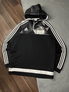 (Category: ) located in . Submitted by ayothriftmy (Listing ID 1401260827, Image 1). Description: .