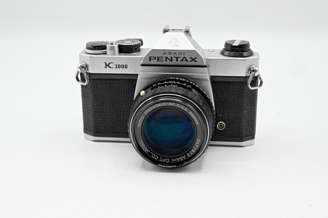 Asahi Pentax K1000 SLR Camera with lens, Photography, Cameras on