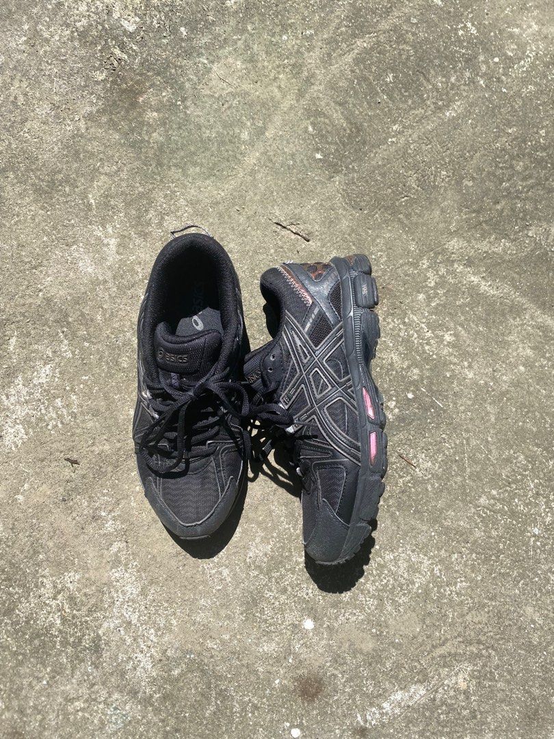 Asics Running Shoes Black (Category: Sneakers) located in Tigaon. Submitted by rap2k (Listing ID 1401231077, Image 2). Description: .