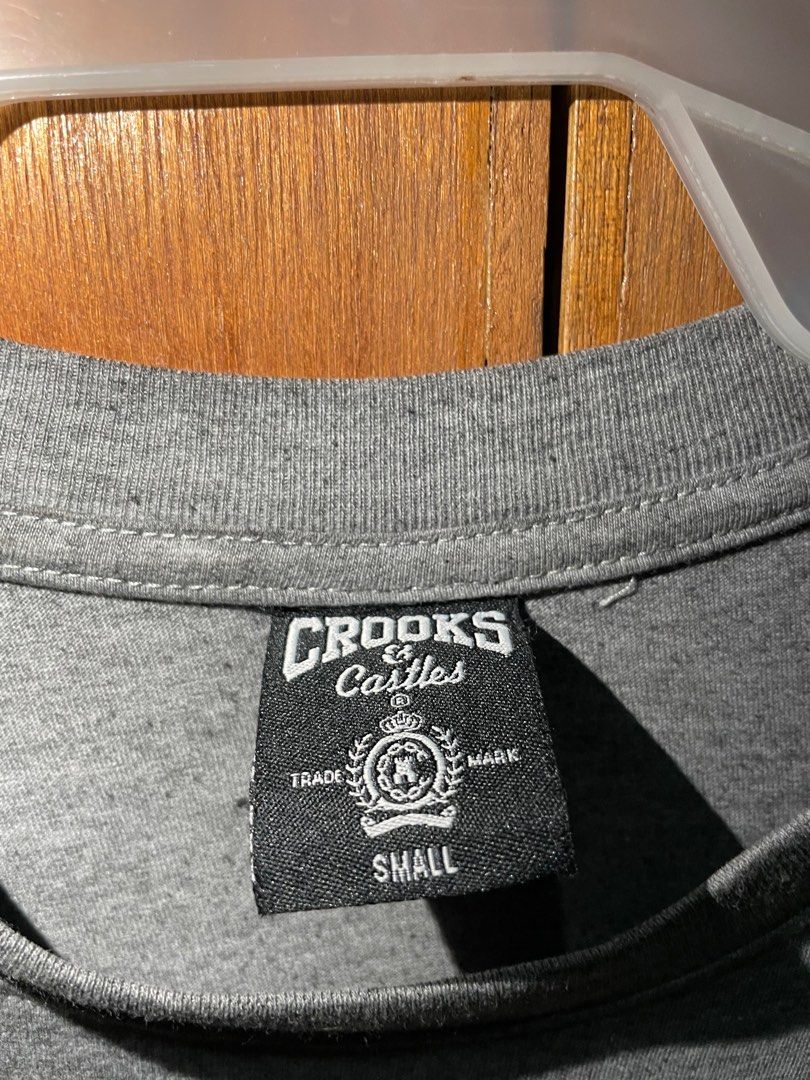 Crooks and Castles shirt (Category: Tshirts & Polo Shirts ) located in Tarlac. Submitted by josephoatss (Listing ID 1401300297, Image 3). Description: Crooks and Castles Size small.