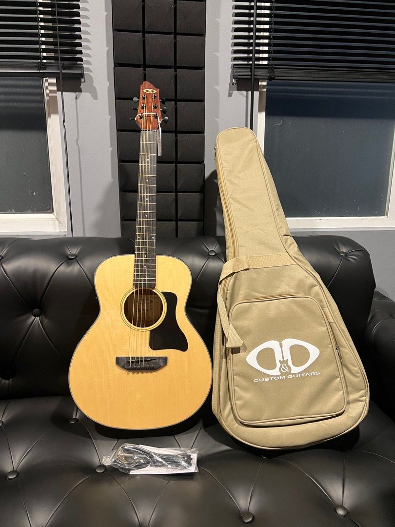 D&D Custom Guitars Acoustic Guitar (Category: Musical Instruments) located in Quezon City. Submitted by monique_aguilar (Listing ID 1401228123, Image 1). Description: .