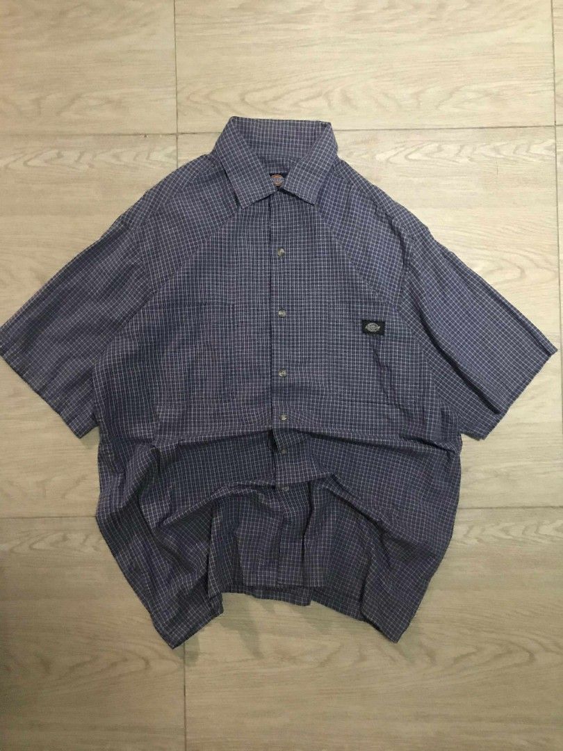 Dickies Polo (Category: Tshirts & Polo Shirts ) located in Santa Cruz. Submitted by ringothrift (Listing ID 1401294953, Image 1). Description: W-24 L-33 No issue bnew condi Pang chicano nyo .