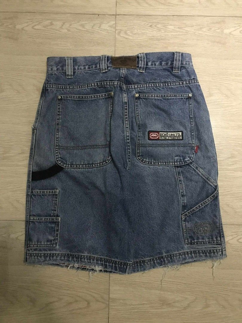 [sold] Ecko Unltd Jorts (Category: Shorts) located in Santa Cruz. Submitted by ringothrift (Listing ID 1401295258, Image 2). Description: W-32 on tag L-23 Hem-12 Inseam-10 Ribbed hem.