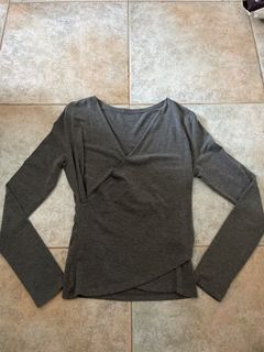 (Category: ) located in . Submitted by wardroberaid (Listing ID 1401212542, Image 1). Description: .