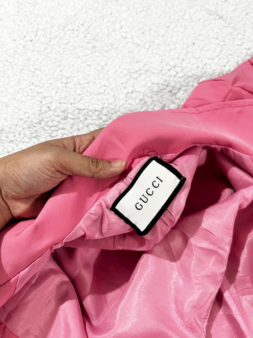 Gucci Pink Jumpsuit (Category: Jumpsuits) located in San Fernando. Submitted by declutterbydani__ (Listing ID 1401289826, Image 1). Description: -in$/pired only - true color in the first pic -romper design.