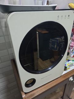 (Category: ) located in . Submitted by yhl20 (Listing ID 1401317562, Image 1). Description: .