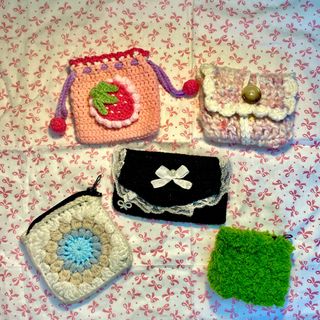 (Category: ) located in . Submitted by yarnn_knots (Listing ID 1401302319, Image 1). Description: .