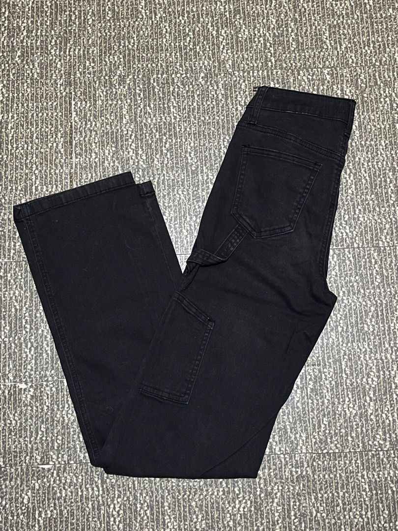 HOXISS Black Wide Leg Pants (Category: Other Bottoms) located in Lapu Lapu. Submitted by freebear-196d (Listing ID 1401306668, Image 3). Description: - HOXISS Black Wide Leg Pants - Excellent condition - Features a classic wide-leg design - Versatile black color - Comfortable and stylish.