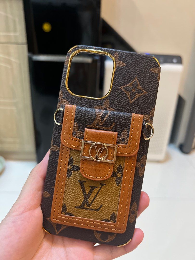 IPHONE 13 PROMAX CASE BUNDLE (Category: Cases & Sleeves) located in Cainta. Submitted by hunchester (Listing ID 1401184793, Image 2). Description: LV stYle - UNUSED cream- UNUSED Black- USED Mickey - LIGHTLY USED.