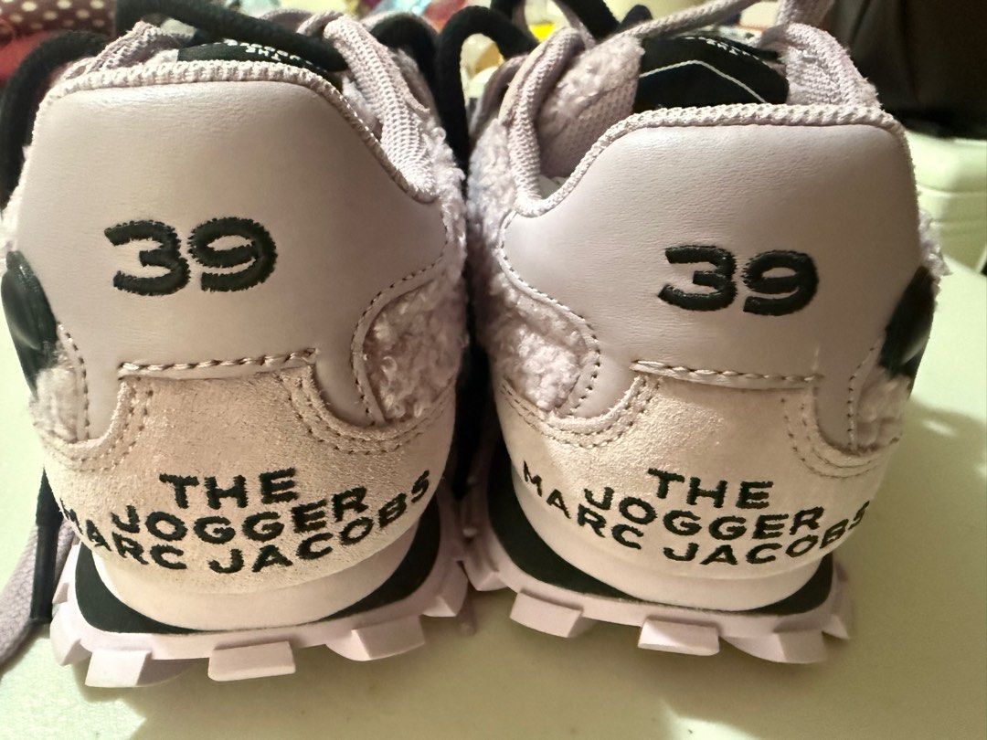 Marc Jacobs The Jogger Sneakers - Lavender (Category: Sneakers) located in Angeles City. Submitted by winnie_0922 (Listing ID 1401226703, Image 3). Description: No box selling low.