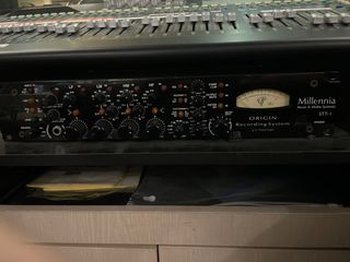 （分類：）位於 。 由 lavamod 提交（商品編號 1401337898，圖片 1）。簡介： 。