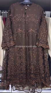 (Category: ) located in . Submitted by rewarewardrobe (Listing ID 1401333880, Image 1). Description: .