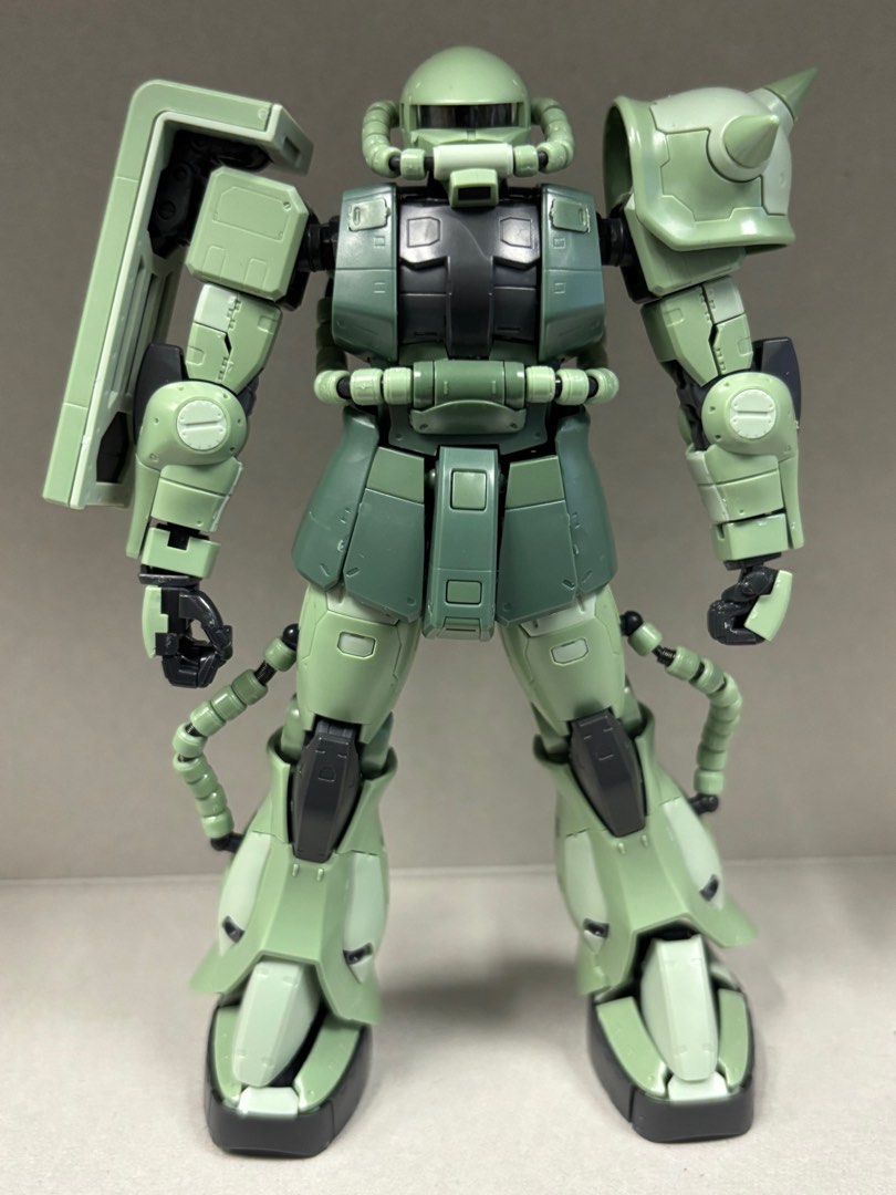 RG 機動戰士渣古素組完成品, 興趣及遊戲, 玩具 & 遊戲類 - Carousell