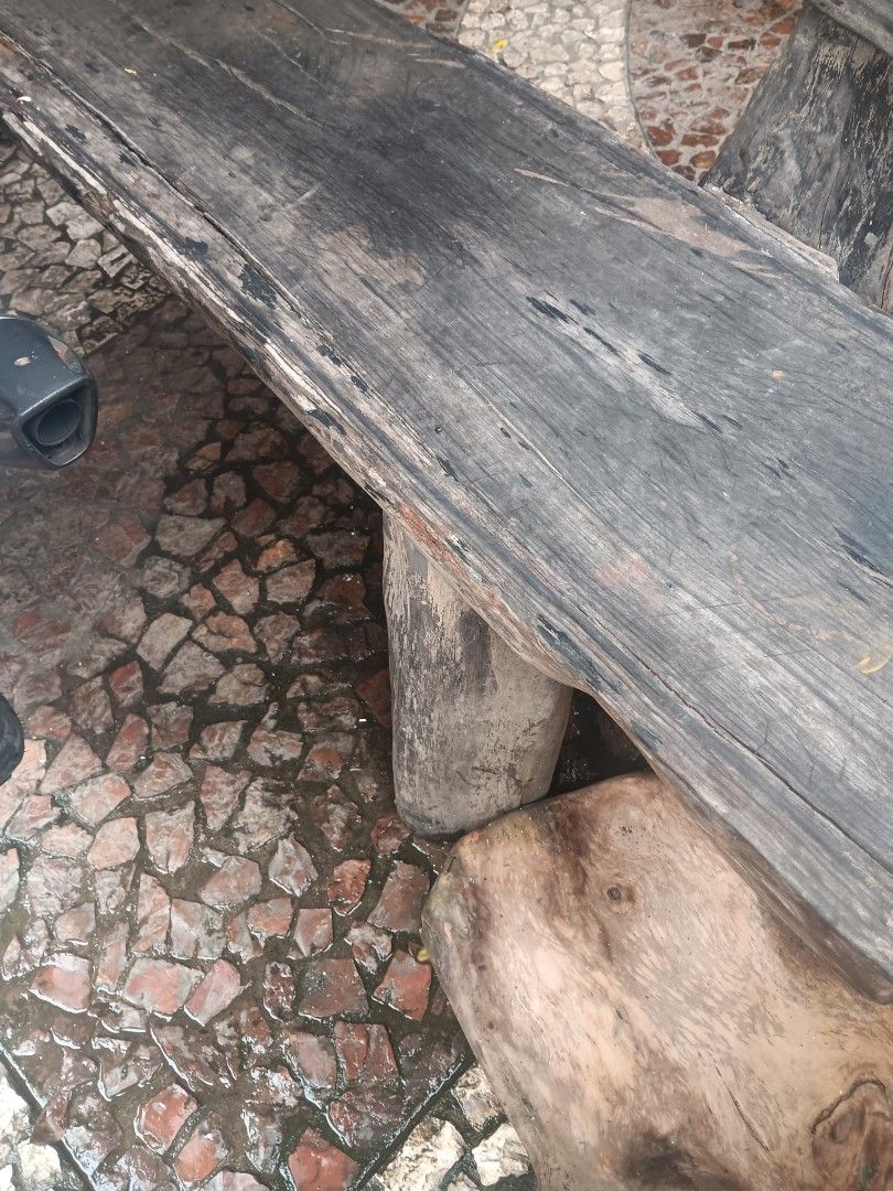 Rustic Wooden Bench (Category: Chairs) located in Las Pinas. Submitted by jesus1smysavi0r (Listing ID 1401165977, Image 1). Description: - Sturdy kamagong bench - Natural, rustic design - Visible wood grain - Suitable for outdoor use - Unique shape and design.