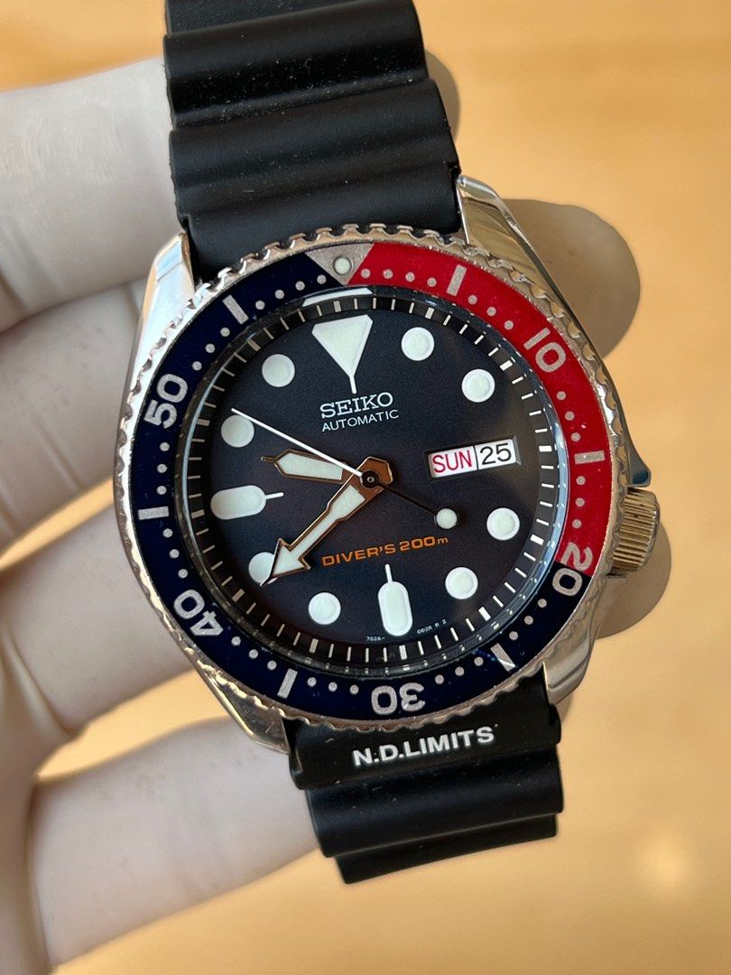 Seiko skx 009, Fesyen Pria, Jam Tangan di Carousell