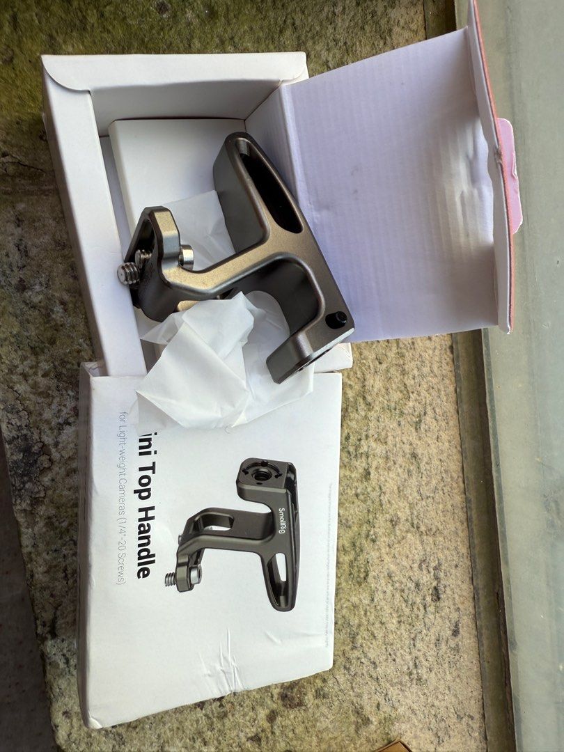 SmallRig （分類：相機）位於 Hong Kong。 由 locy2007 提交（商品編號 1401222221，圖片 3）。簡介： 700hkd for evething 。