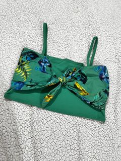 (Category: ) located in . Submitted by declutterbydani__ (Listing ID 1401279744, Image 1). Description: .