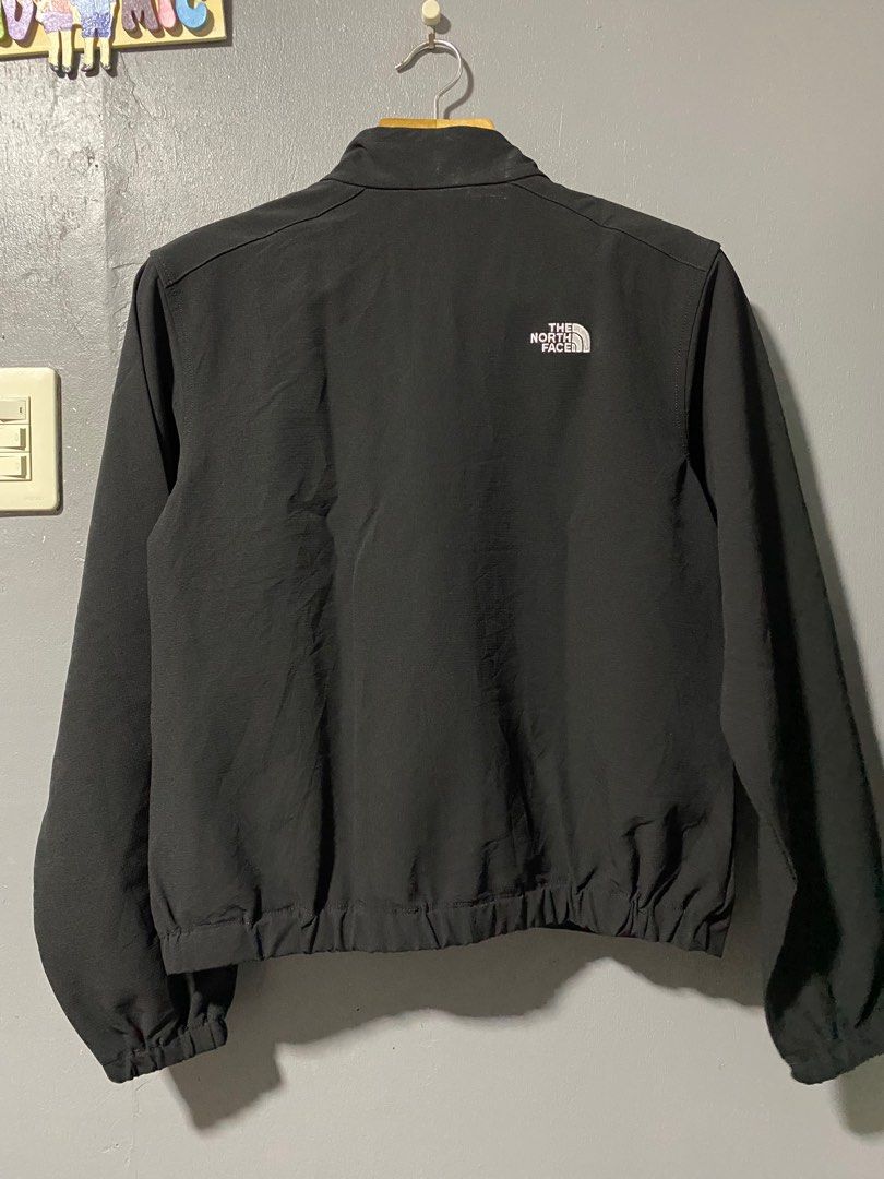 The North Face Windwall Jacket - Black - Women's (Category: Coats, Jackets and Outerwear) located in Tanay. Submitted by judevalcorza (Listing ID 1401225073, Image 2). Description: The North Face WindWall Good For Hiking Protection During outdoor activity like running or Climbing Size medium Length 24 Width 20 Almost No Issue 699 Plus Ship.