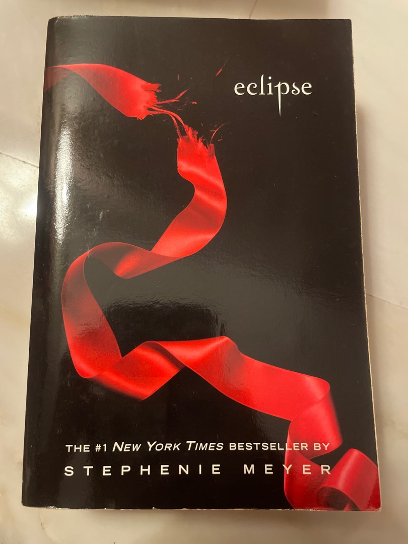 Twilight Saga: Eclipse by Stephenie Meyer, Hobbies & Toys, Books ...