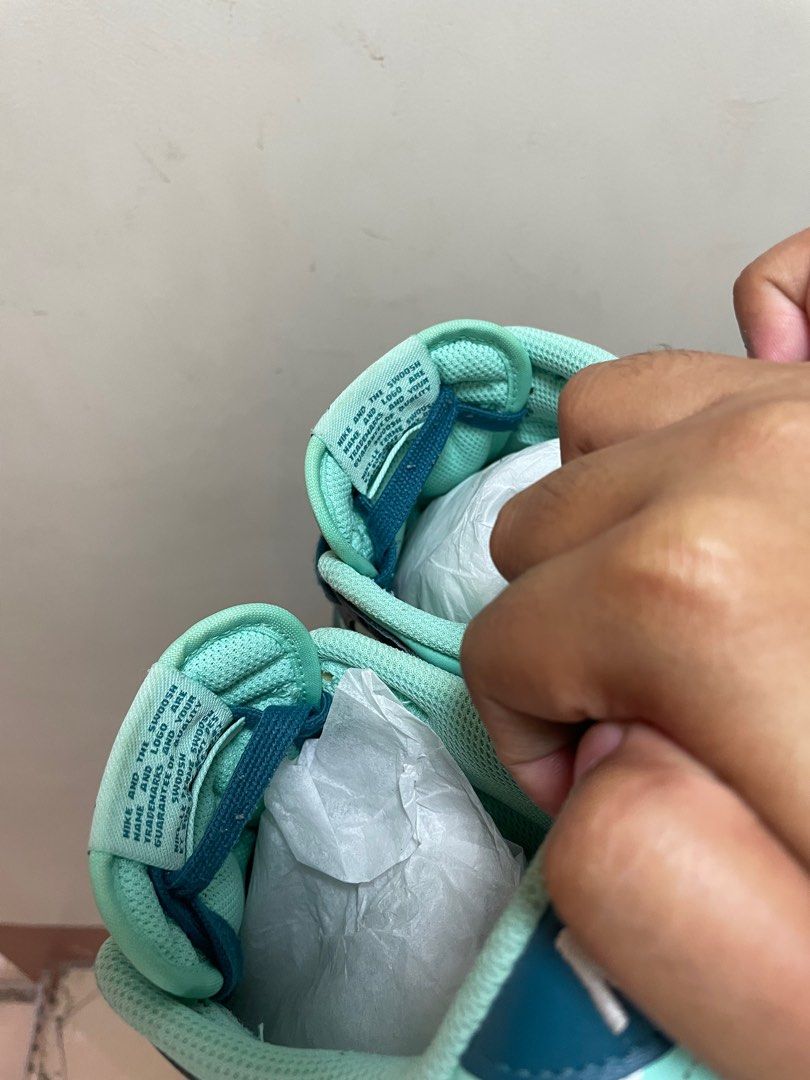2 pairs Nike Dunk Low Geode Teal Emerald Rise SET (Category: Sneakers) located in Tarlac. Submitted by nootactive (Listing ID 1401363711, Image 3). Description: With free Stan smith.