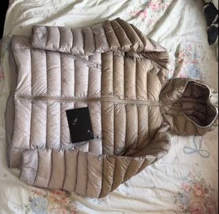 （分類：）位於 。 由 chingching11000 提交（商品編號 1401386880，圖片 1）。簡介： 。