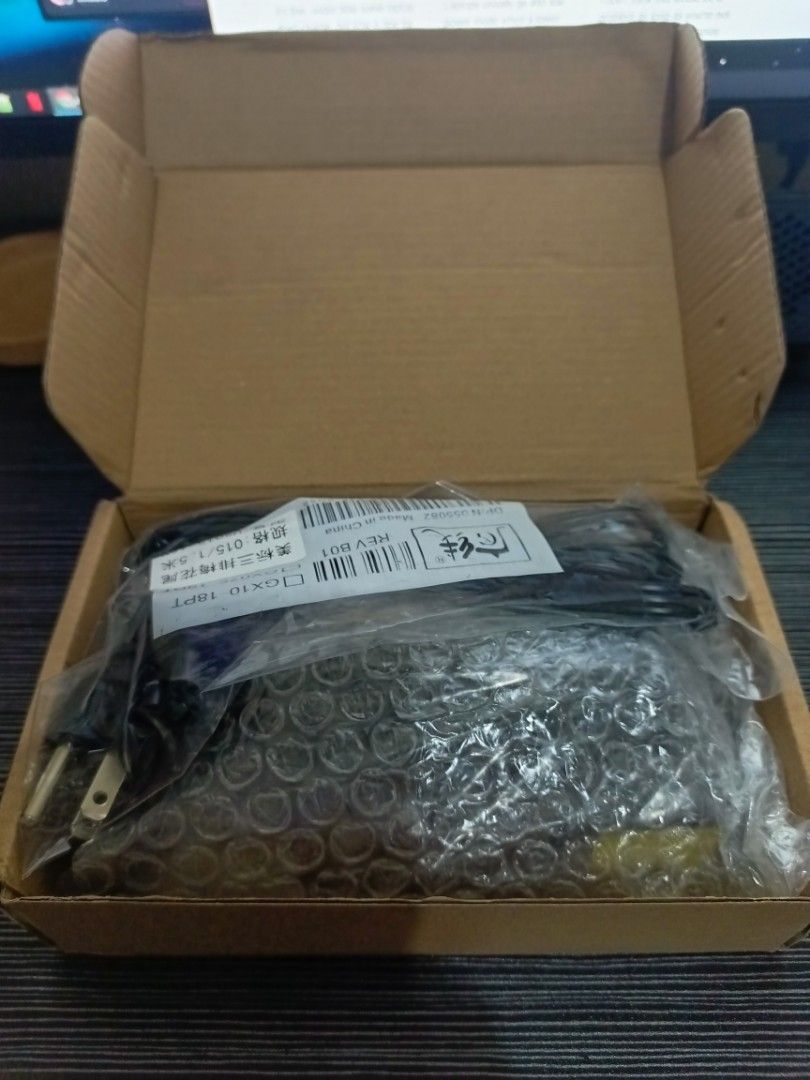 Asus 65w Laptop Charger (Category: Chargers) located in Quezon City. Submitted by mewik05 (Listing ID 1401436099, Image 3). Description: For Sale! Asus Laptop Charger - 65w - 19V3.42A - DC 4.0*1.35 LOCATION: - Road 3, Project 6 Q.C MOP: CASH / GCASH / BANK TRANSFER.