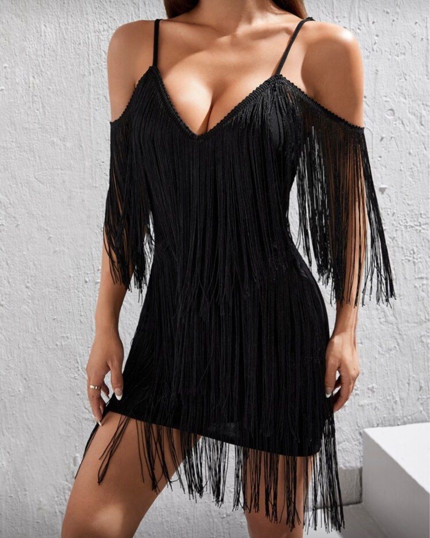 Black Fringe Mini Dress (Category: Dresses) located in Quezon City. Submitted by jo216 (Listing ID 1401523166, Image 1). Description: - best fits xxs-xs - stretch spandexy fabric - zippered back - V-neckline - Spaghetti straps - Fringe detailing (sleeves & hem) - Bodycon style.