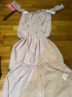 (Category: ) located in . Submitted by hiplshelpmeclearrr (Listing ID 1401508261, Image 1). Description: .