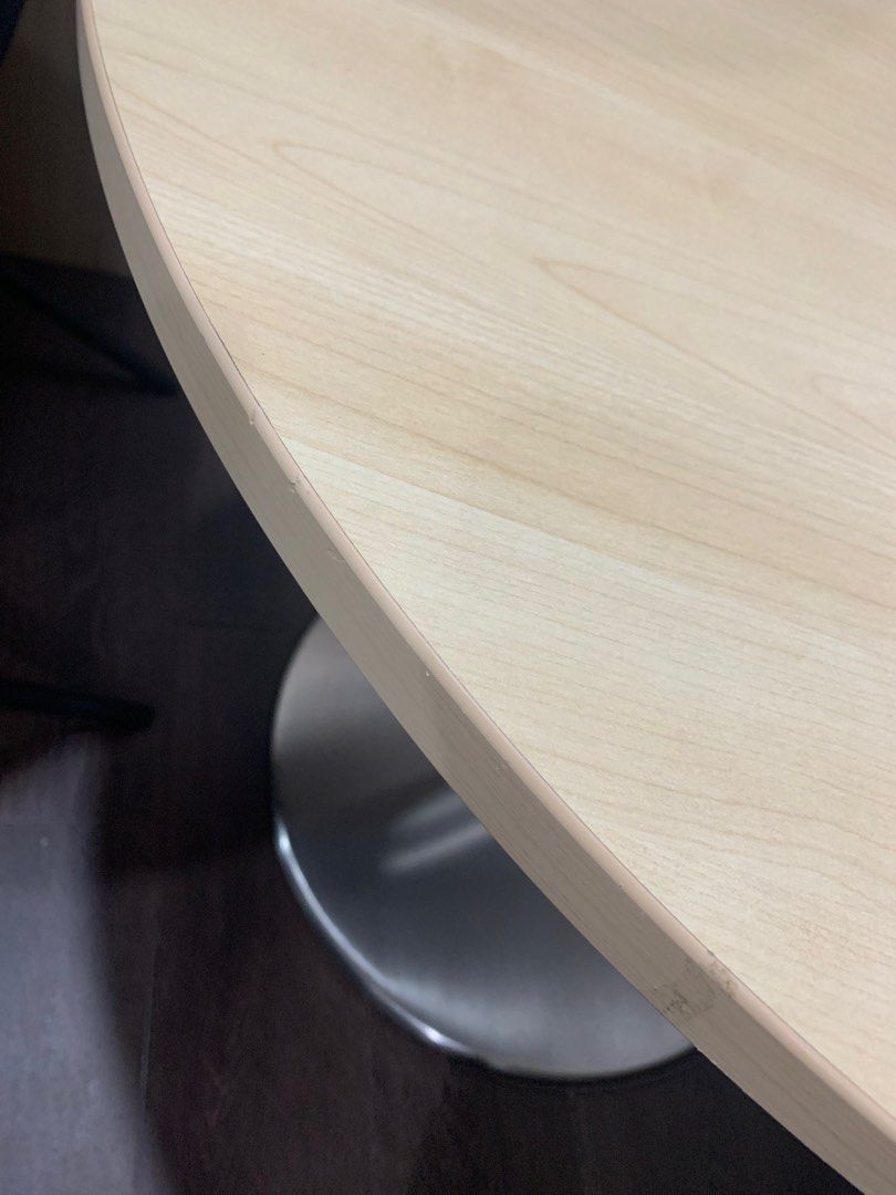 Brown Table (Category: Tables & Sets) located in Singapore. Submitted by spacesforpreloved (Listing ID 1401428329, Image 2). Description: Brown round table. Length 90cm, Height 72.5cm.