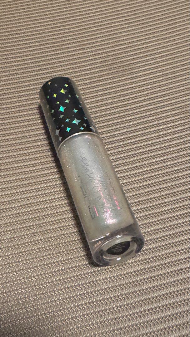 BYS Holographic Lip Gloss - Supernova (Category: Makeup) located in Manila. Submitted by lene24 (Listing ID 1401446922, Image 1). Description: .