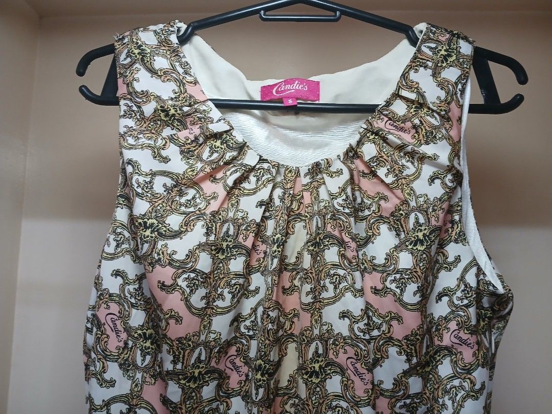 Casual Dress Candies (Category: Dresses) located in Navotas City. Submitted by rainepreloved (Listing ID 1401430197, Image 1). Description: CASUAL DRESS Brand: Candies Size: Small Price : 380 + sf ✅️ Condition: Very Good pa ang stitchings and cloth, barely used. Need wash since may yellowing part RFS: Decluttering, moving out soon Location: Navotas Mode of Payment: GCASH Mode of Delivery: Lalamove, J&T (No cod, payment first. If you want pwedeng 