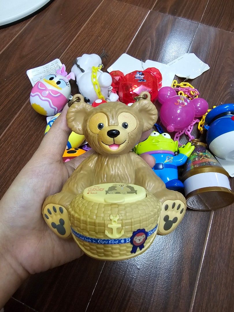 Disney Mini Buckets (Category: Character Goods) located in San Fernando. Submitted by dinochen921 (Listing ID 1401433848, Image 2). Description: Disney Mini Bucket Set for sale 12pcs mini buckets.