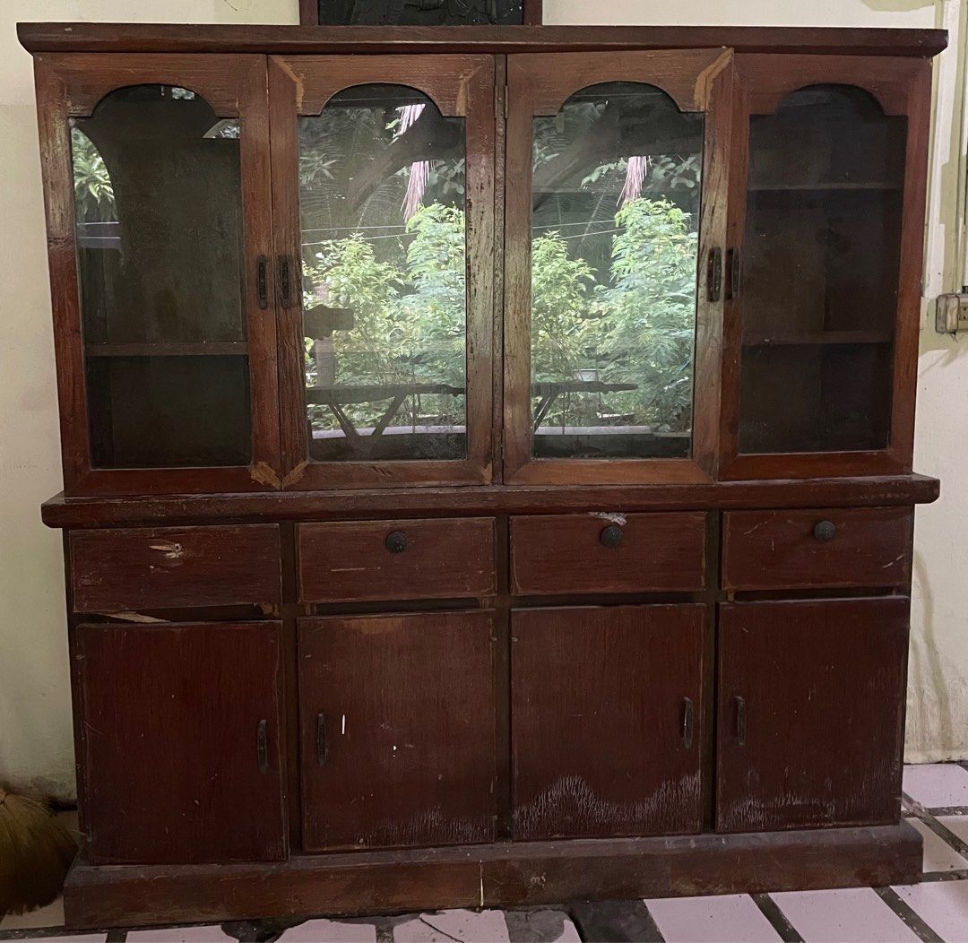 Display Cabinet for Plates, Mugs, etc. (Category: Shelves, Cabinets & Racks) located in Quezon City. Submitted by kitchella.ph (Listing ID 1401382865, Image 1). Description: Well used. Payment via BPI bank transfer. Pick-up in Quezon City (near GAC Motor Mindanao Avenue)..