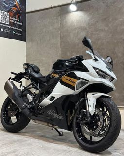 (Category: ) located in . Submitted by revolutionbikewcegaplaza (Listing ID 1401410542, Image 1). Description: .