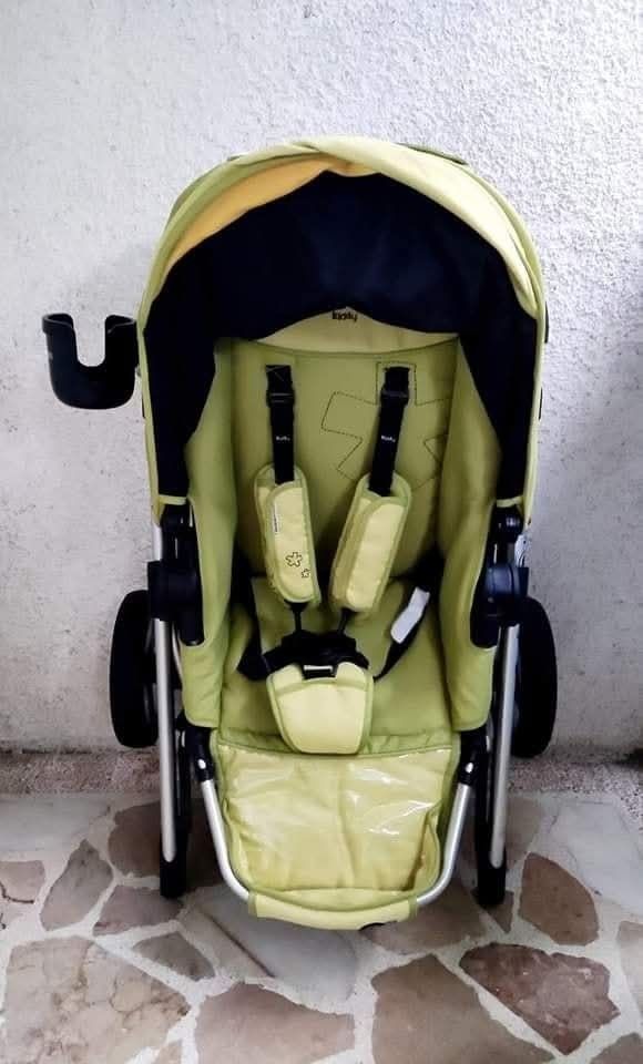 Kiddy Click 'n Move 1 Baby Pram Stroller (Category: Strollers) located in Manila. Submitted by anix_box (Listing ID 1401456743, Image 3). Description: Kiddy Click 'n Move 1 Baby Pram Stroller 💰Price: 2500pesos💰 Korea Imported Color: Apple Green No guard rail ⭐FREE Mother Cup Holder ⭐FREE Forb bag hook Clean, ready to use, clingwrap, ready to ship Features & details ✅Mesh ✅Versatility - Has a reversible seat unit for front and rear facing ✅Safet