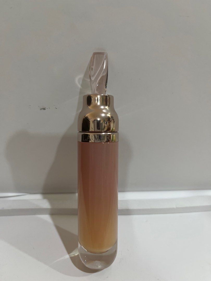 La Mer the lip volumizer (Category: Makeup) located in Manila. Submitted by marylouche42170 (Listing ID 1401363753, Image 1). Description: Full size, Unused item From Christmas set No individual box.