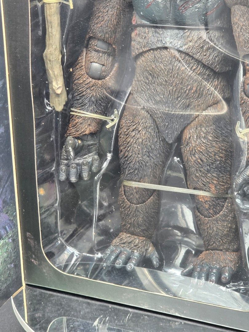 NECA - King Kong (Skull Island) (Category: Figurines & Statues) located in Quezon City. Submitted by justindahan (Listing ID 1401523911, Image 3). Description: Neca King Kong (Skull Island) *Located at Congressional Ave QC, near Global Gas Station. *Additional photos can be provided but kindly refer to the photos in the post as well. *Shipping is buyer's expense. *crossposted..