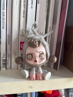 POP MART : Skullpanda Baby 舒花 / 卷草, Hobbies & Toys, Toys