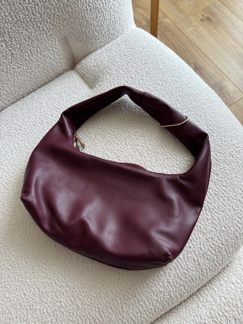 Small Hobo Bag in Oxblood (Light Pebbled) (Category: Shoulder Bags) located in San Fernando. Submitted by endtrends (Listing ID 1401432844, Image 2). Description: Small Hobo Bag in Oxblood (Light Pebbled) - BARELY USED (only used 2-3 times only)!!! - super sturdy and fits all your daily essentials!!! - RFS saving up.