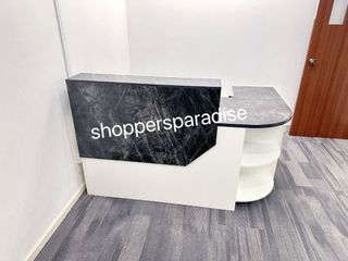 (Category: ) located in . Submitted by shopperparadise8 (Listing ID 1401381240, Image 1). Description: .