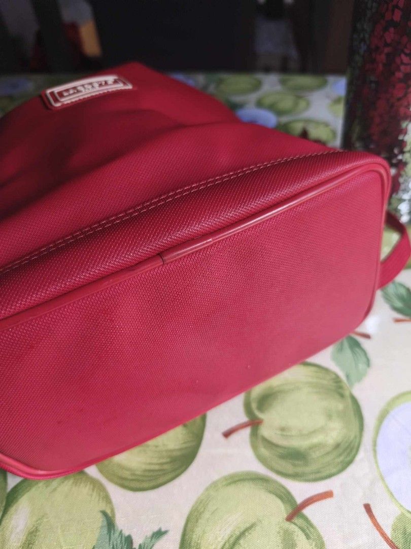 RED LACOSTE BUCKET BAG PVC LEATHER (Category: Luxury Bags & Wallets) located in Tagum. Submitted by mjprelovedbags2020 (Listing ID 1401398655, Image 3). Description: Good as new authentic lacoste bucket bag.