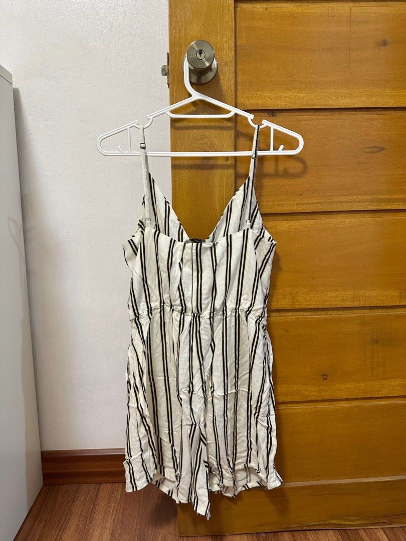Stradivarius Striped Romper (Category: Rompers) located in Dasmarinas. Submitted by mnqstuff (Listing ID 1401462861, Image 3). Description: BNWT.