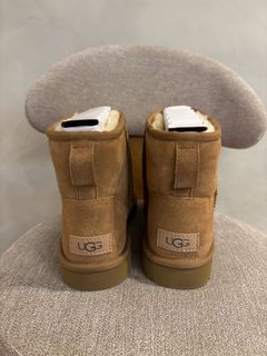 (Category: ) located in . Submitted by lovewarehouseeeee (Listing ID 1401493404, Image 1). Description: .