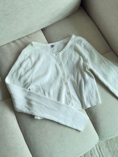 （分類：）位於 。 由 secondhandd00 提交（商品編號 1401392156，圖片 1）。簡介： 。