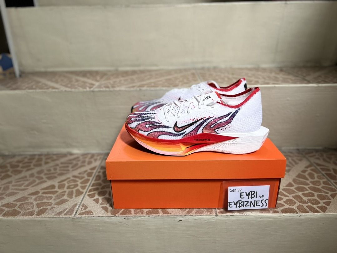 Vaporfly Next% 3 Ekiden Pack (Category: Sneakers) located in Quezon City. Submitted by eybizness (Listing ID 1401354820, Image 1). Description: FOR SALE Vaporfly Next% 3 Ekiden Pack Sizes available: 9 / 11 men's SALE PRICE: 6,499 PHP Shipping: LBC / Lalamove / Grab Pick up: Fairview Quezon City .