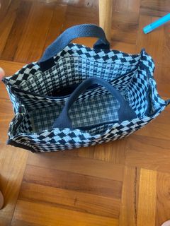 （分類：）位於 。 由 jedavidad 提交（商品編號 1396287142，圖片 1）。簡介： 。