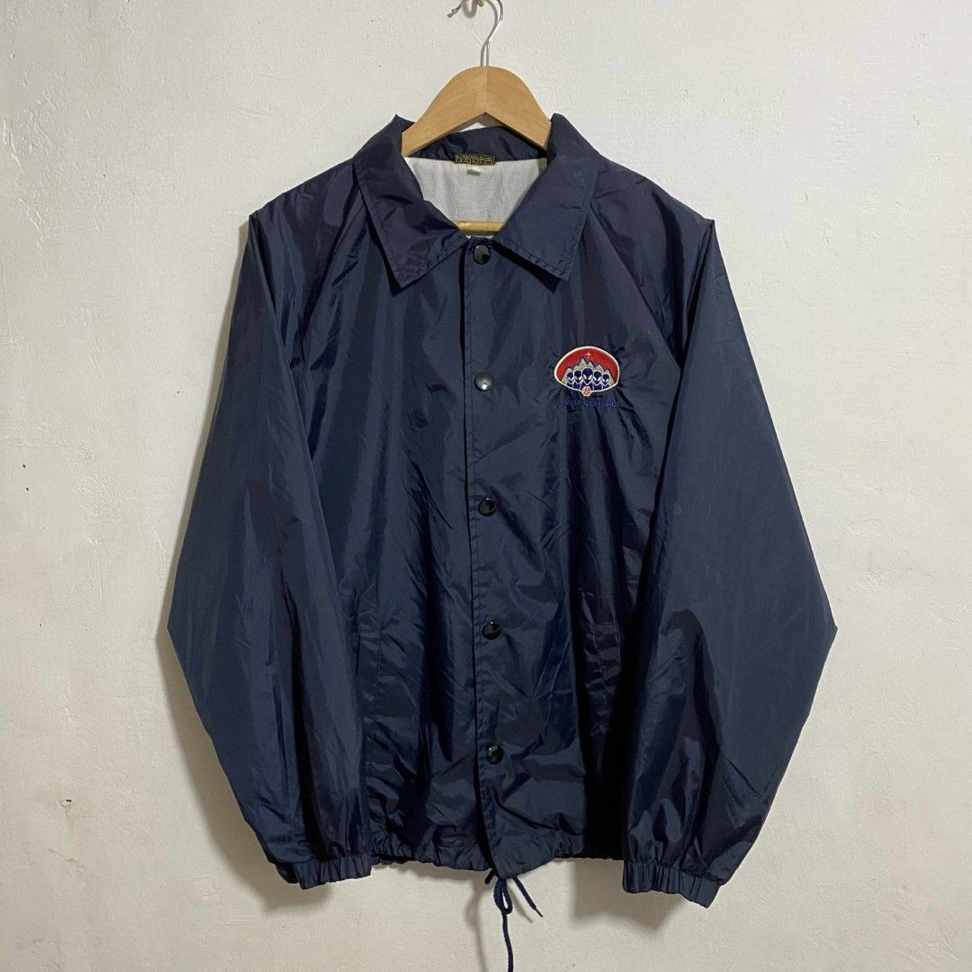 90s ALIEN WORKSHOP COACH JACKET (Category: Coats, Jackets and Outerwear) located in Balanga. Submitted by dig_gear (Listing ID 1396326653, Image 1). Description: 90s ALIEN WORKSHOP COACH JACKET EXCELLENT CONDITION MADE IN USA SIZE M FIT TO L EMBROIDERED DESIGN COMPLETE TAGS VINTAGE SKATE BRAND DRAWSTRING ON HEM DIMENSIONS WIDTH - 23” LENGTH -28” HEM - 22.6” PRICE: ₱3,420.