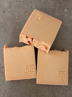 何首烏洗髮皂🤎自家製手工皂優惠買三送一🎉可混款~64234155219713110