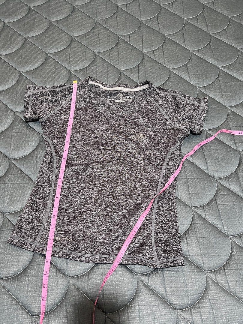 Adidas Gray Short Sleeve Shirt Compression Authentic Original (Category: Shirts) located in Mandaluyong City. Submitted by veronica3000 (Listing ID 1396309045, Image 3). Description: .